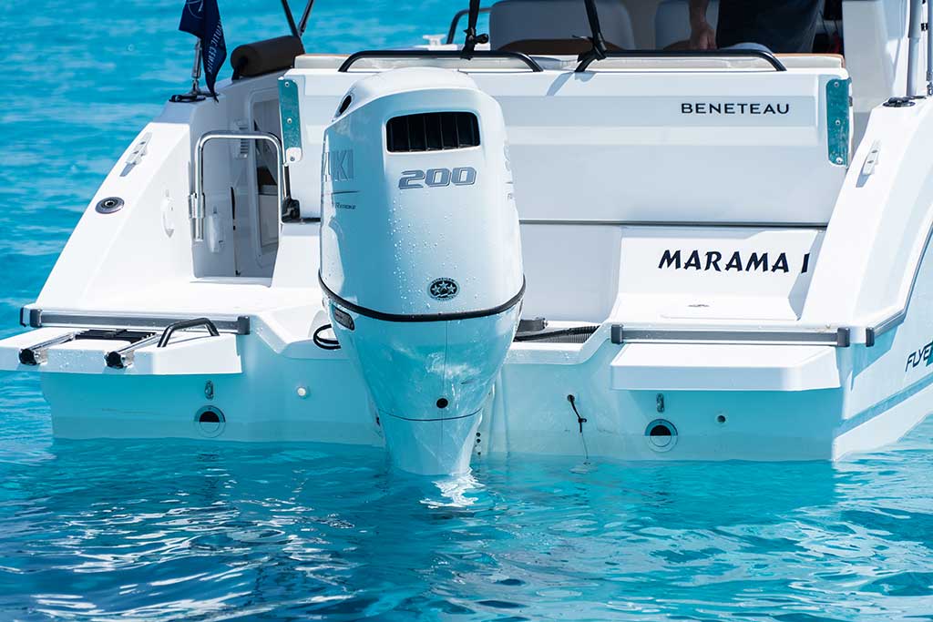 Beneteau-flyer-7-popa